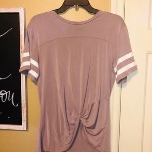 | twist baseball tee |